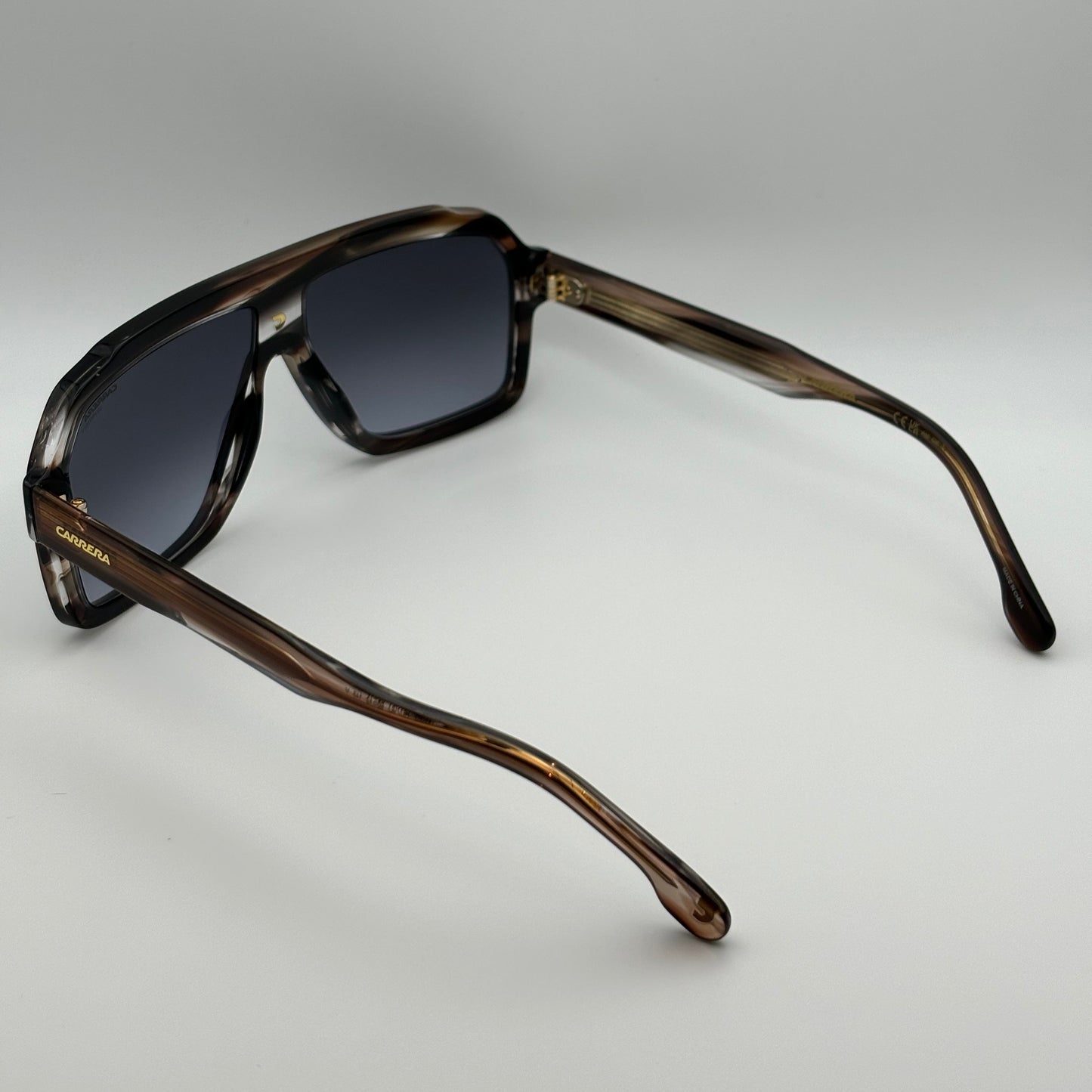 Carrera 1053/S Gradient Navigator – Ανδρικά Γυαλιά Ηλίου με Δυναμικό Στυλ