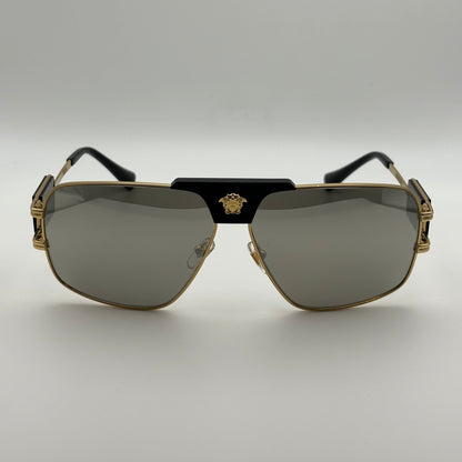 Versace VE2251 Aviator Special Edition – Unisex Πολυτέλεια με Ιταλική Υπογραφή σε Χρυσό Μεταλλικό / Γκρι Καθρέφτη