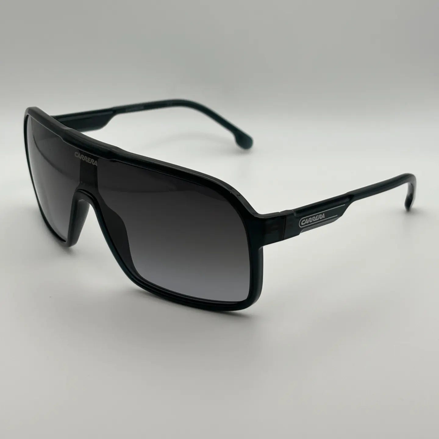 Carrera 1046/S 0KB7/9O Gradient Shield – Μοντέρνα Ανδρικά Γυαλιά Ηλίου με Statement Σχεδιασμό