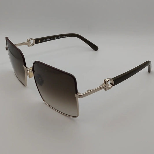 Salvatore Ferragamo SF302SL 704 – Γυναικεία Γυαλιά Ηλίου με Gradient Φακούς