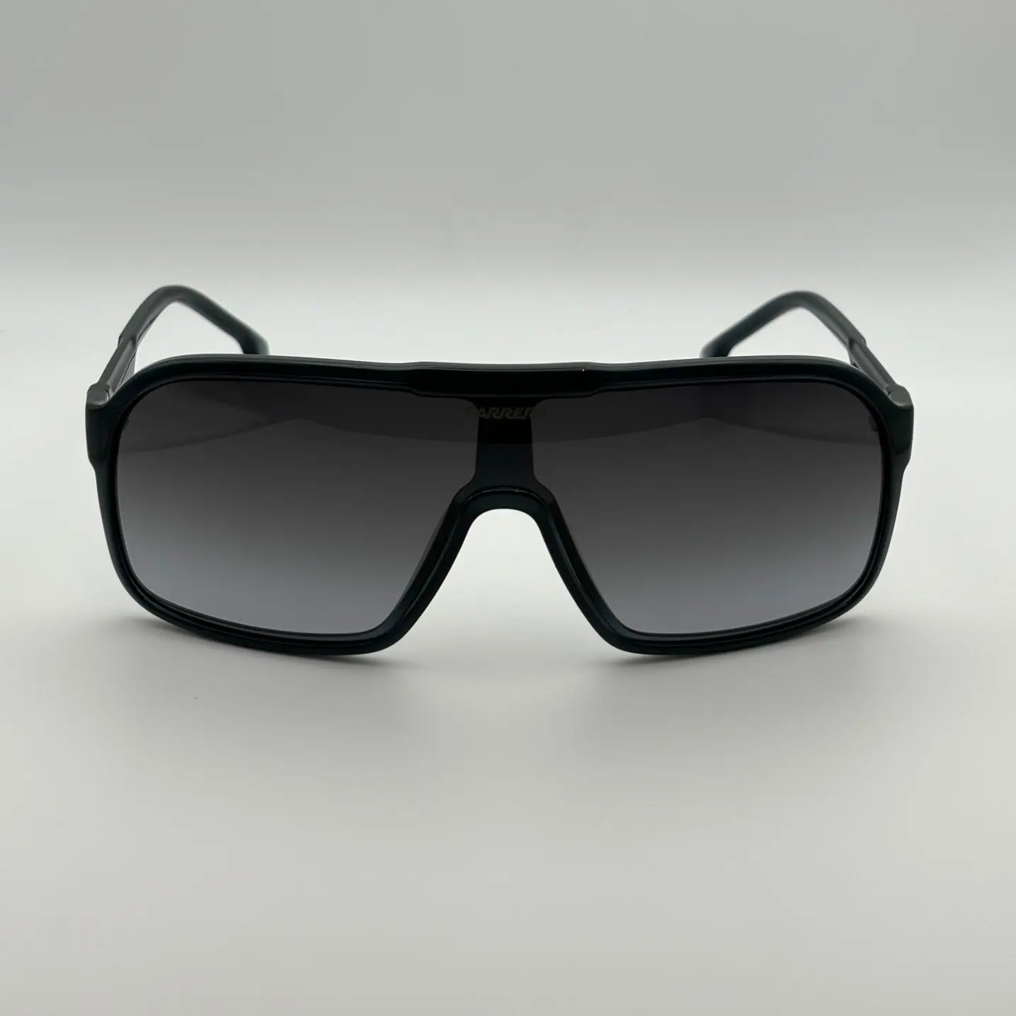 Carrera 1046/S 0KB7/9O Gradient Shield – Μοντέρνα Ανδρικά Γυαλιά Ηλίου με Statement Σχεδιασμό